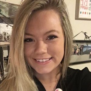 Meet your Posher, Briana